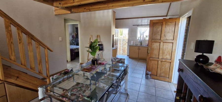 2 Bedroom Property for Sale in Langenhovenpark Free State